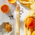 Sól do kąpieli w fiolce Pomarańcza z goździkiem 75 g - Miodowa Mydlarnia
