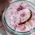 Sól do kąpieli Lawendowe Wzgórza 350 g - Miodowa Mydlarnia